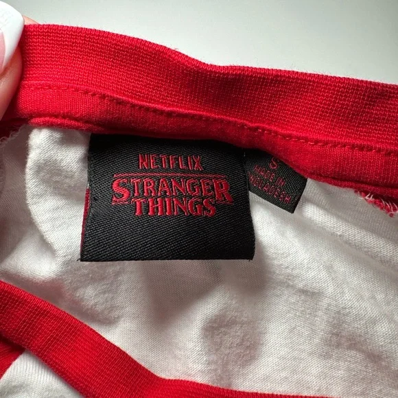 Stranger things tshirt size S - Picture 4 of 5